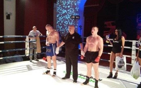 KICKBOXING. Niejednogłośna decyzja sędziów
