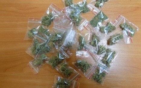 CHEŁMEK. Kolejni dilerzy zatrzymani. 17-latek usłyszał ponad 40 zarzutów