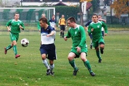 PIŁKA NOŻNA. Nowa miotła w Chełmku