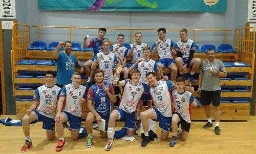 SIATKÓWKA. Srebrni kęczanie!