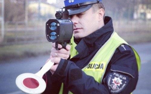 JAWISZOWICE. Jechał autem bez uprawnień. 55-latek zatrzymany na Koziej Górce