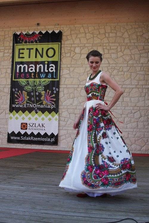 REGION. Zapraszamy do Wygiełzowa na ETNOmanię. Moda, smaki i styl w tradycyjnym wydaniu