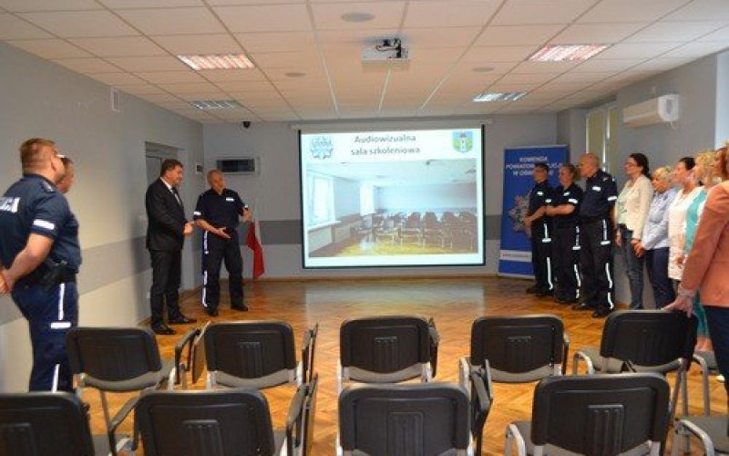 OŚWIĘCIM. Po remoncie sali policjanci mają wreszcie komfortowe warunki szkolenia