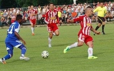 PIŁKA NOŻNA. Bytomska Polonia sprawdziła formę Soły