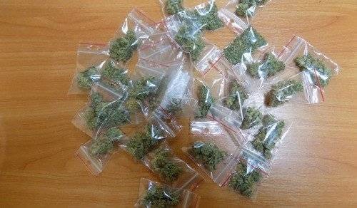 KĘTY. Usłyszeli ponad sto zarzutów udzielania narkotyków. Wpadli podczas rutynowej kontroli.