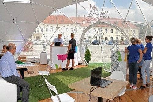 OŚWIĘCIM. Od dziś do niedzieli o unijnych funduszach w mobilnym punkcie informacyjnym. Na koniec zaśpiewa Dawid Podsiadło