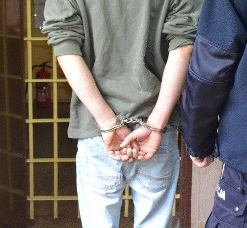 KĘTY. Zaczepił 32-latka, a potem go pobił. Szybko trafił za kratki