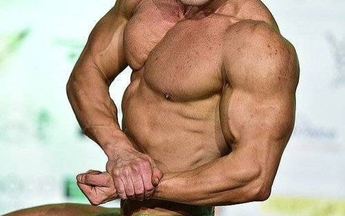 KULTURYSTYKA. Osieczanin kolekcjonuje tytuły i... liczy na sponsorów