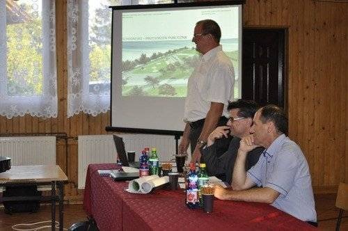 STAWY MONOWSKIE – WŁOSIENICA. Nie będzie schroniska dla zwierząt na pograniczu obu wsi. Nie chcieli go mieszkańcy