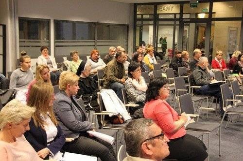 OŚWIĘCIM. Szkolenie dla organizacji pozarządowych w miejskiej książnicy