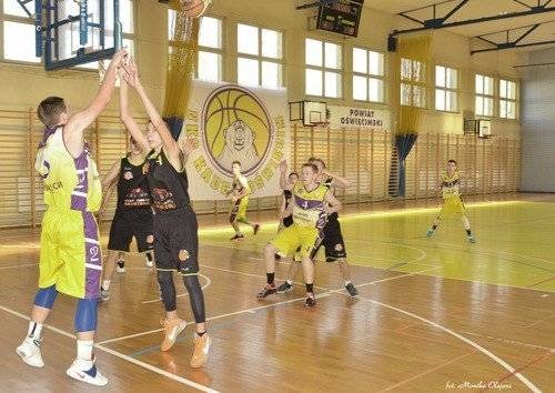 KOSZYKÓWKA. Wygrywa Krzysiek i ...oświęcimscy Kadeci!