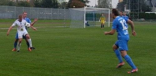 PIŁKA NOŻNA. Jesienny hit w oświęcimskiej klasie A