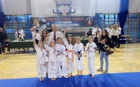 KARATE. Reprezentantka oświęcimskiego klubu zgodnie wybrana najlepszą zawodniczką zawodów w Wadowicach