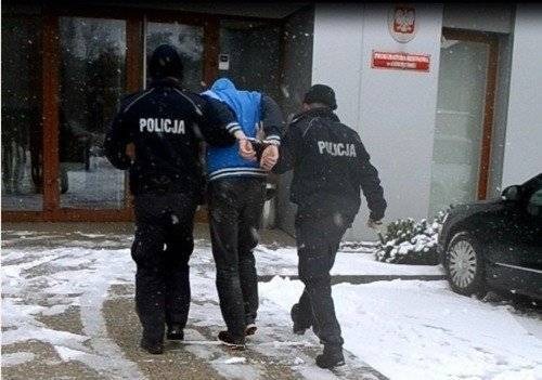 CHEŁMEK. Z pistoletem do sklepu. Przyszedł po pieniądze. Z więzienia może wyjść nieprędko - ZDJĘCIA