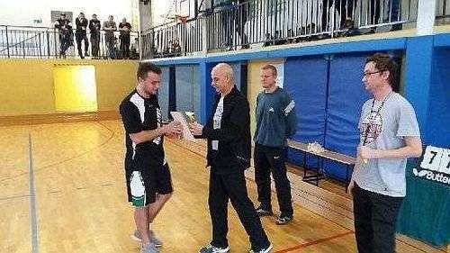 UNIHOKEJ. Powiatowe mistrzostwo dla "Budowlanki"