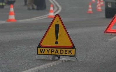 BROSZKOWICE. Potrąciła rowerzystkę. Kobieta trafiła do szpitala