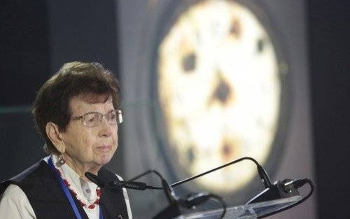 MUZEUM AUSCHWITZ. - Ja widzę tutaj mnóstwo pasiaków, a nie było wtedy dosyć pasiaków i dostałam mundur krasnoarmiejca - mówiła była więźniarka Batszewa Dagan