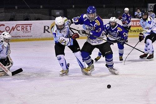 HOKEJ NA LODZIE. Polowanie na Sokoły