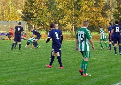PIŁKA NOŻNA. Sprawdź sobotnio-niedzielne wyniki w V lidze, oświęcimskiej klasie A i B