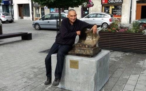 OŚWIĘCIM. Kolejna rzeźba na oświęcimskim rynku