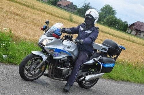 POWIAT. Wypadek, kolizje, pijani kierowcy, a także piraci drogowi. Bilans policyjnej akcji „Boże Ciało 2017”.