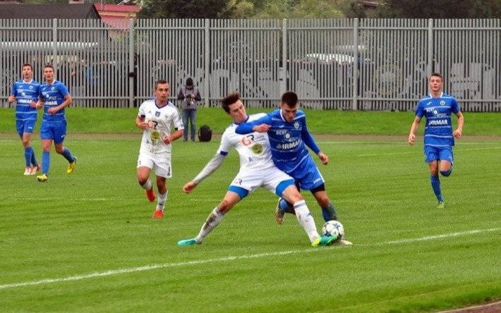 PIŁKA NOŻNA. Gry kontrolne oświęcimskich drużyn