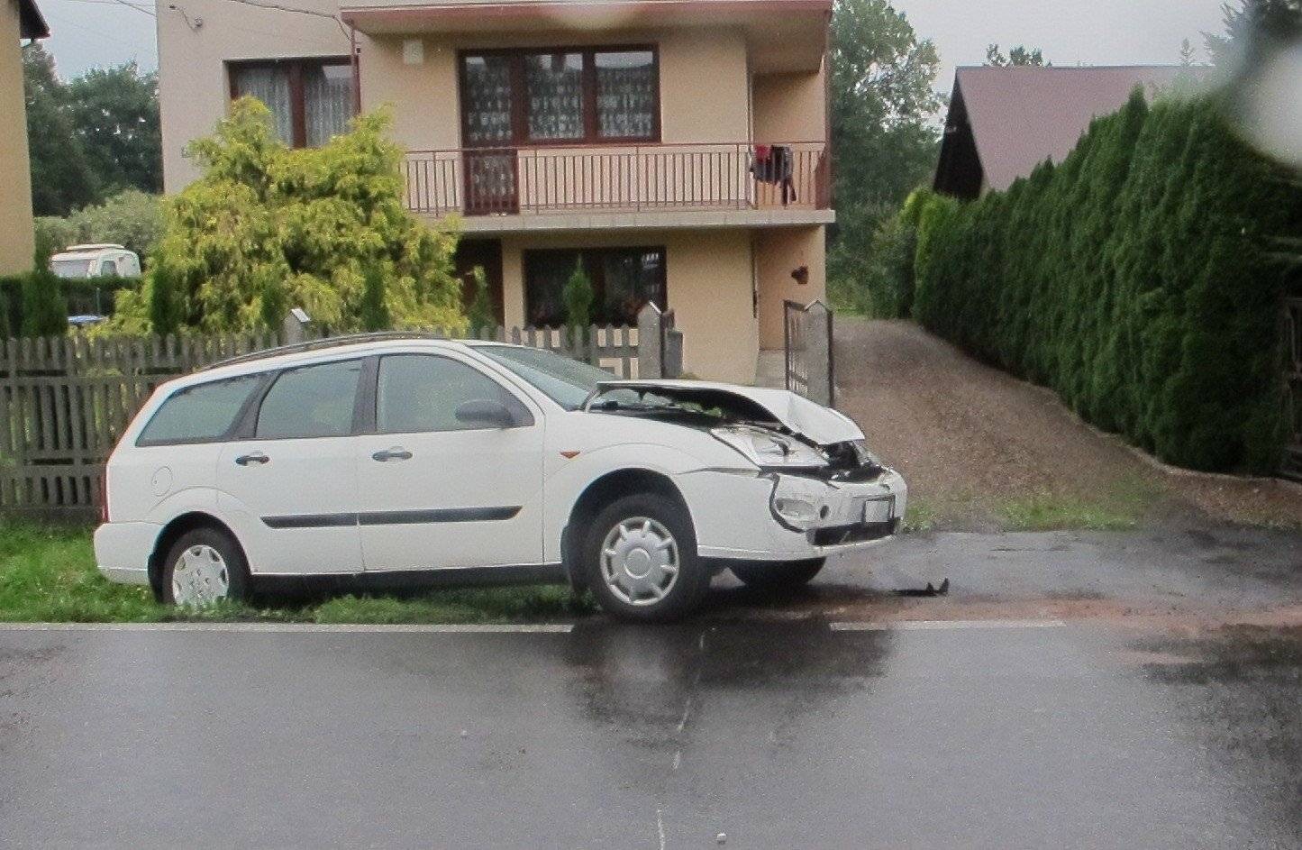 OSIEK. Zderzenie trzech samochodów