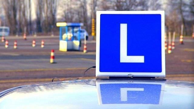 OŚWIĘCIM. Kolizja drogowa rowerzysty bez uprawnień z „eLką”