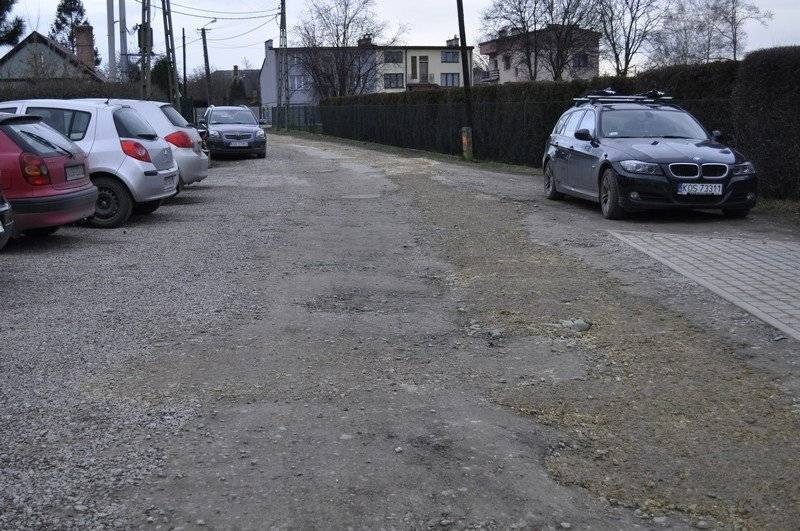 BRZEZINKA. Kanalizacje już mają. Na asfalt muszą jeszcze poczekać