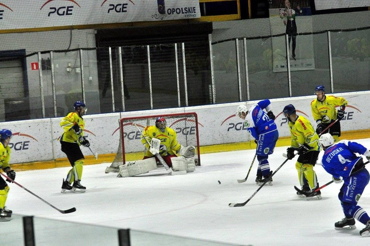 HOKEJ NA LODZIE. Orlik "nie leży" oświęcimianom, czyli w Opolu znowu bez punktów