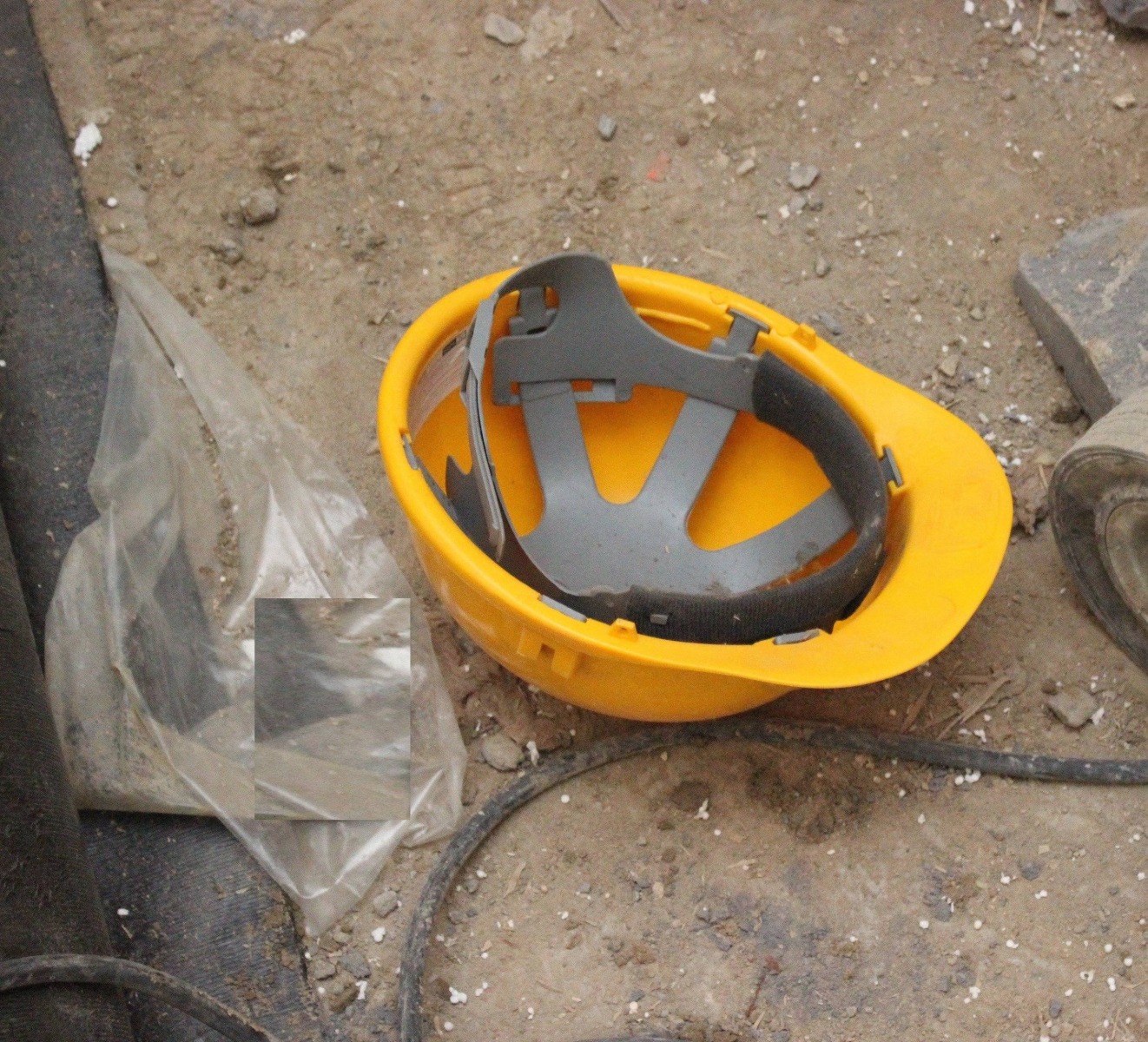 PORĘBA WIELKA. Mężczyzna zginął na budowie szkoły