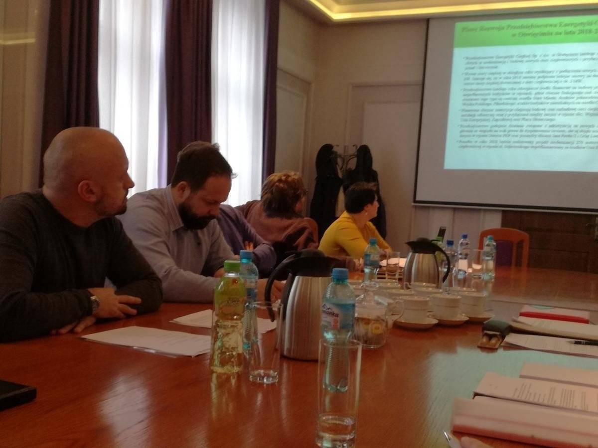OŚWIĘCIM. Trzyletni program antysmogowy remedium na duszące powietrze?
