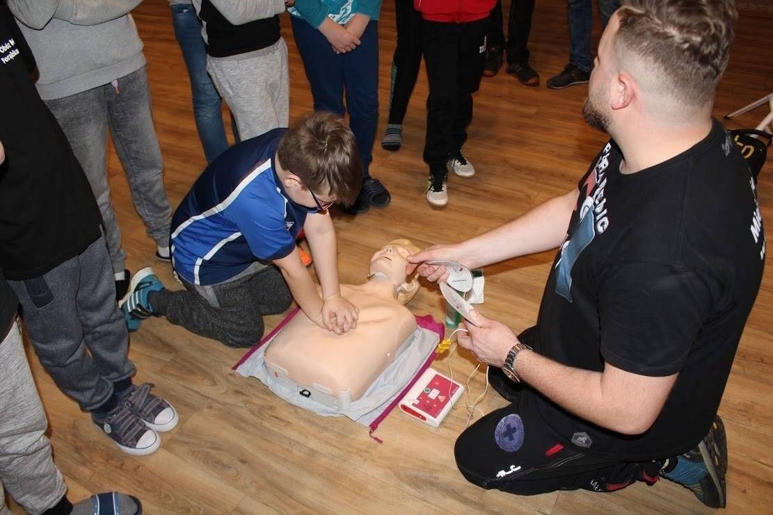 POLANKA WIELKA. Zamiast spać noc spędzili w remizie ucząc się strażackiego rzemiosła