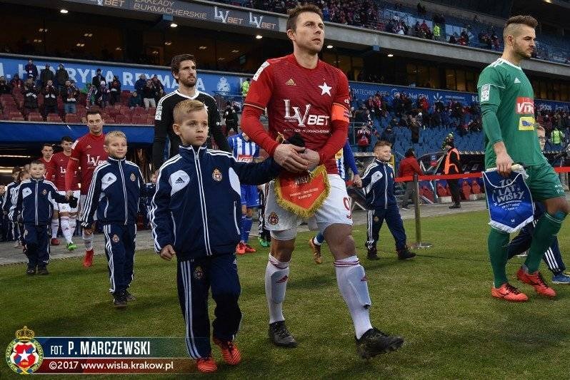 OŚWIĘCIM. Rusza nabór do klas piłkarskich w "Piątce" i "Ósemce". Obie placówki zapraszają na Dzień Otwarty