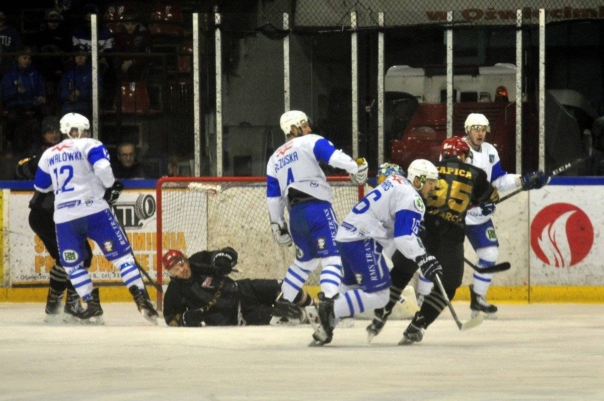 HOKEJ NA LODZIE. Cracovia w półfinale, ale chwała pokonanym...