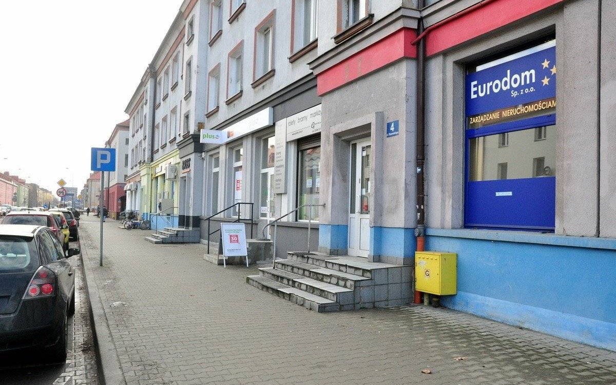 OŚWIĘCIM. Samorząd ma ofertę dla handlowców z ul. Olszewskiego. Radny Łoziński obawia się wyprzedaży miejskiego majątku