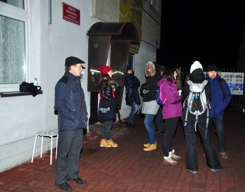 OŚWIĘCIM. Tłum rodziców przed żłobkiem. Mało miejsc, o wiele więcej chętnych