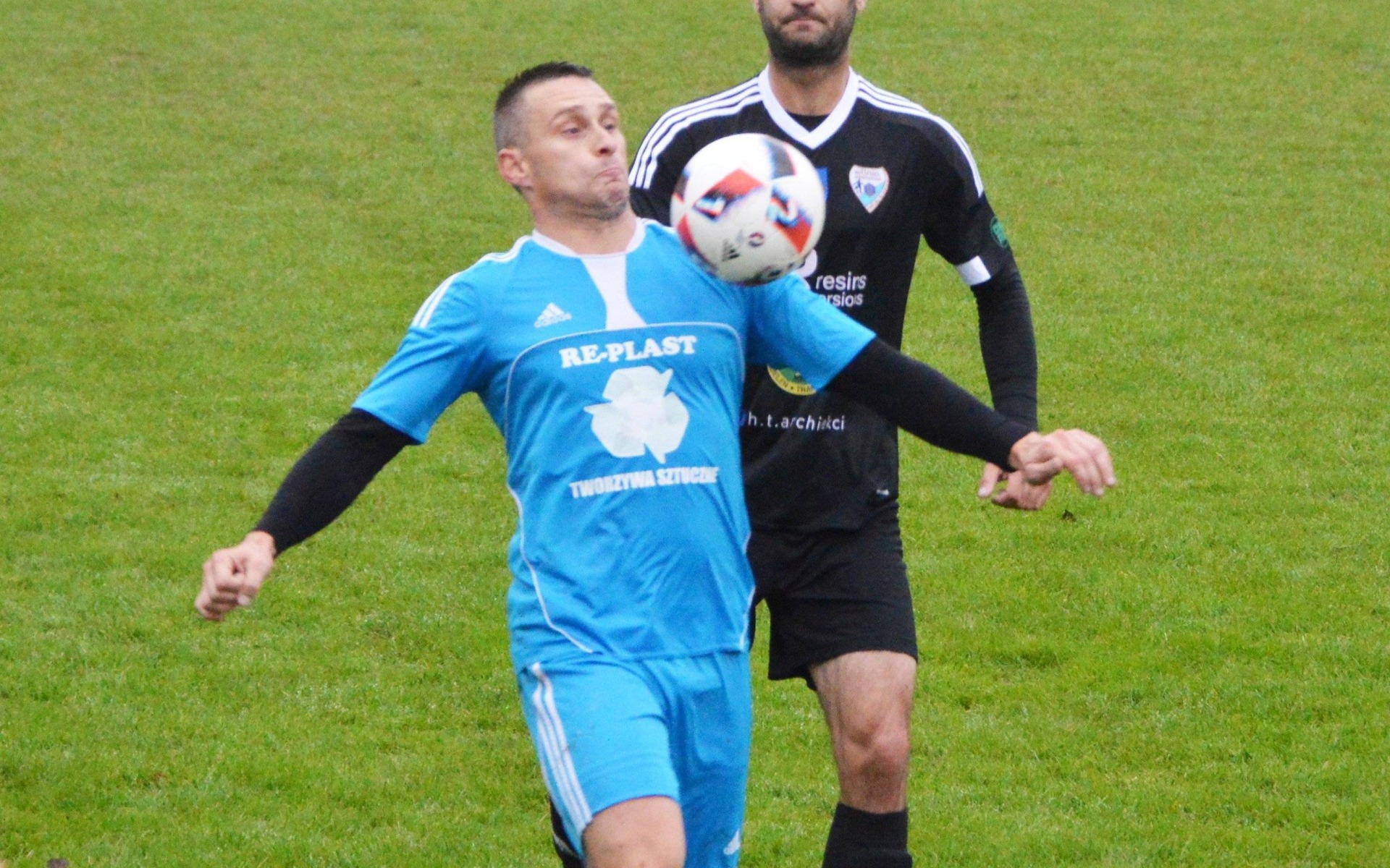 PIŁKA NOŻNA. Wyjazdowa sesja oświęcimskich drużyn