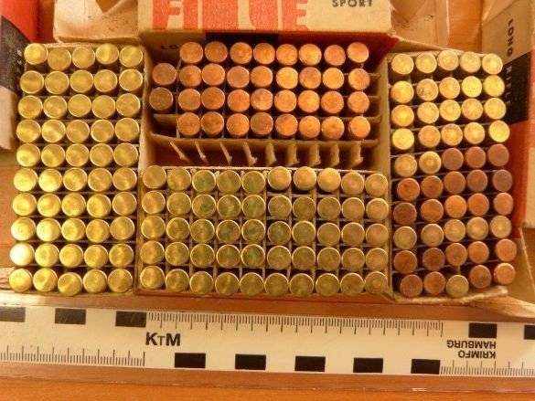 BRZESZCZE. Sprzątając strych w domu rodziców natrafił na arsenał