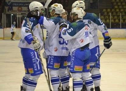 HOKEJ NA LODZIE. Biało-niebiescy rozpoczęli urlopy