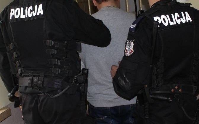 CHEŁMEK. Na widok policjantów zaczął uciekać