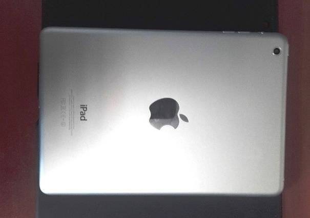 KĘTY. Krętymi drogami odnaleziony właściciel tabletu. To Włoch z... Londynu