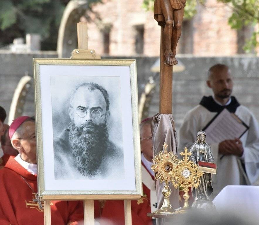 MUZEUM AUSCHWITZ. Rocznica męczeńskiej śmierci o. Maksymiliana Kolbe, patrona Ziemi Oświęcimskiej