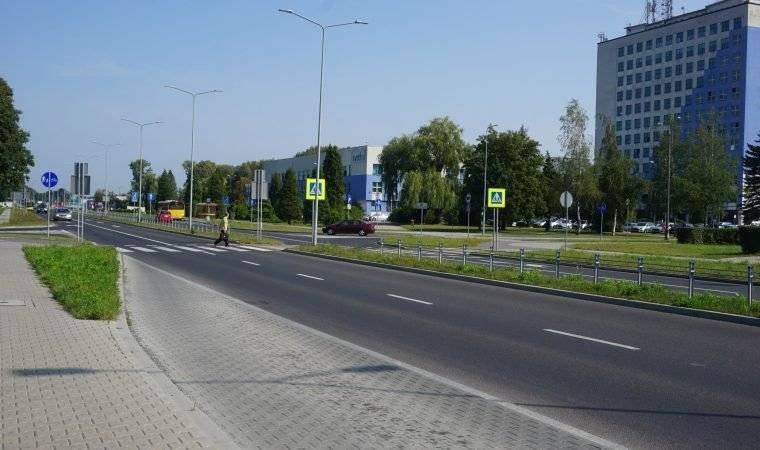 OŚWIĘCIM. Sygnalizacja świetlna na niebezpiecznym przejściu dla pieszych i rowerów w pobliżu Multimedu?