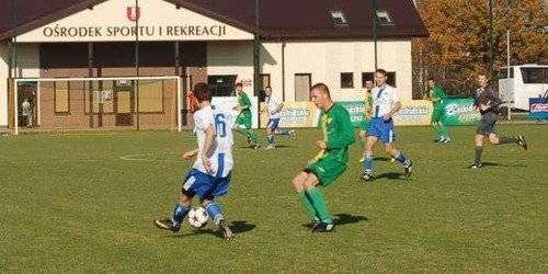 PIŁKA NOŻNA. Szlagierowe derby w Osieku