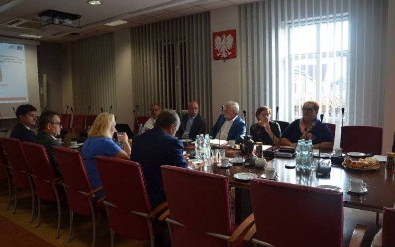 REGION. Bliżej rewitalizacji linii kolejowej z Orzesza przez Bieruń do Oświęcimia