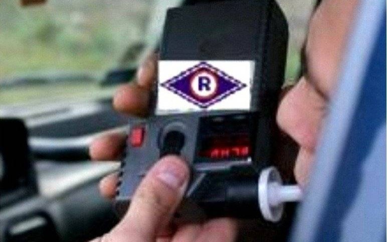 PRZECISZÓW-ZATOR. Wyeliminowali z drogi nietrzeźwego kierowcę. Prawo jazdy miał... od dwóch dni!