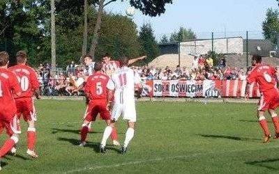 PIŁKA NOŻNA. Strzelecki trening solarzy w Osieku