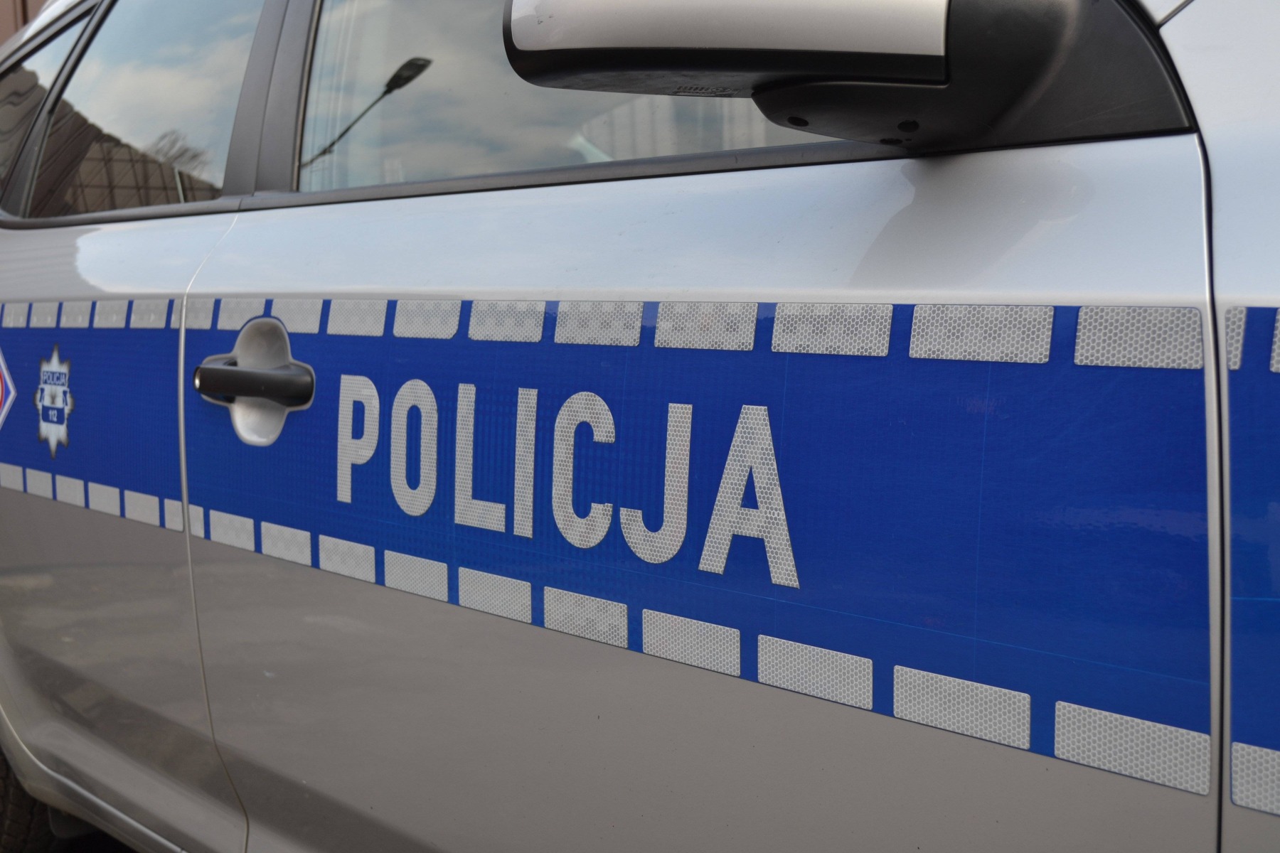 GORZÓW. Zaklinował się dostawczakiem pod wiaduktem