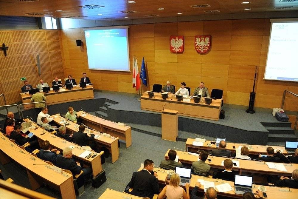 WYBORY. Gibas i Skowrońska w Sejmiku. PiS bierze władzę w Małopolsce